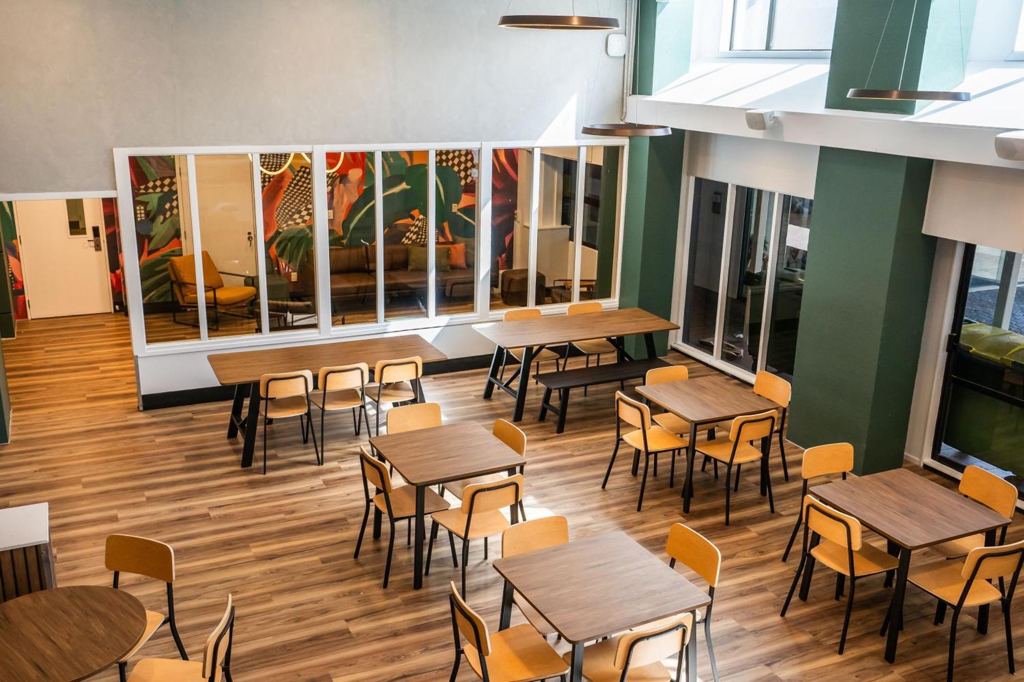Haka House Wellington Hostel Exterior photo The interior of a Wendy's in the United States