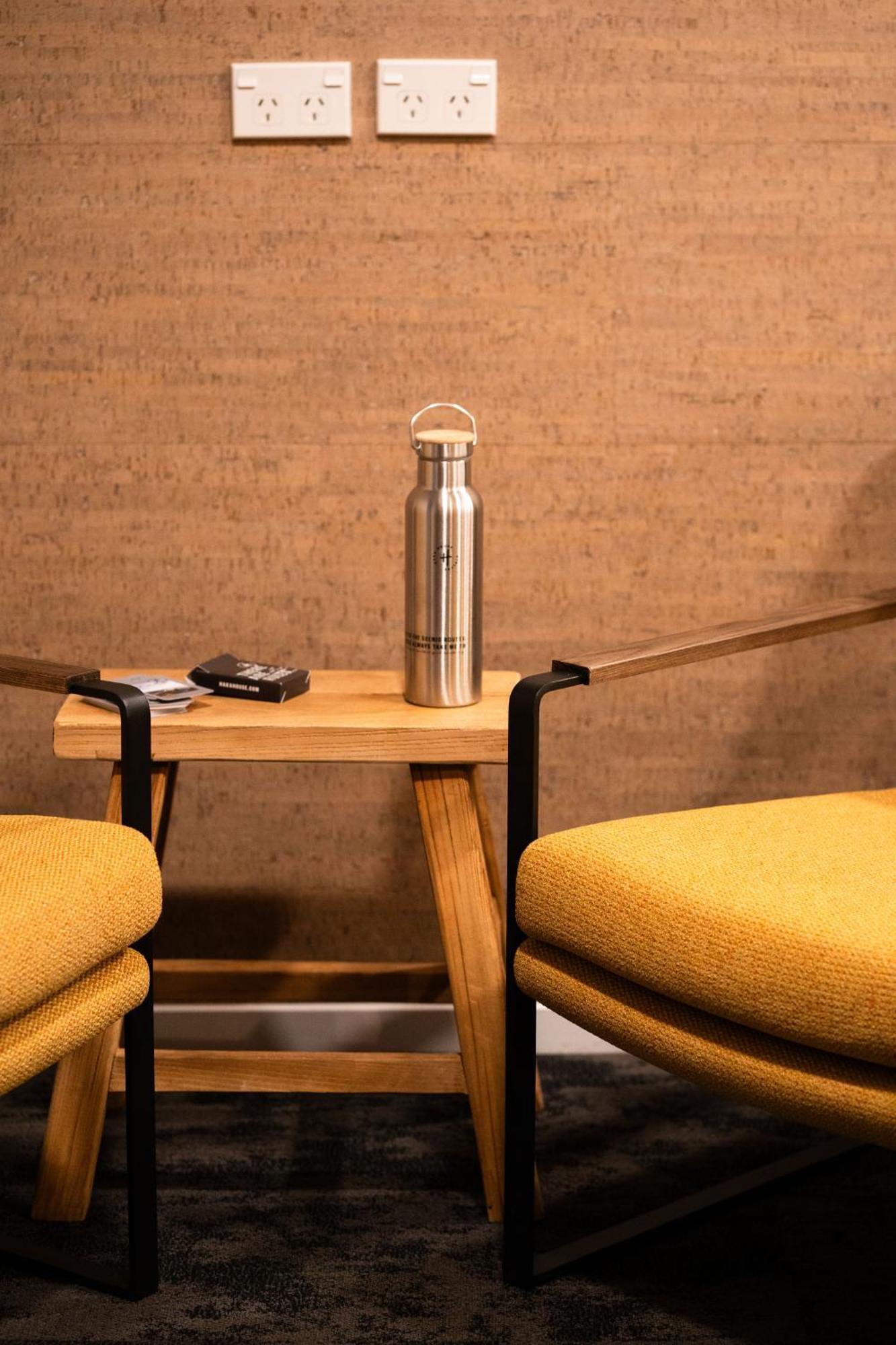 Haka House Wellington Hostel Exterior photo A stainless steel water bottle